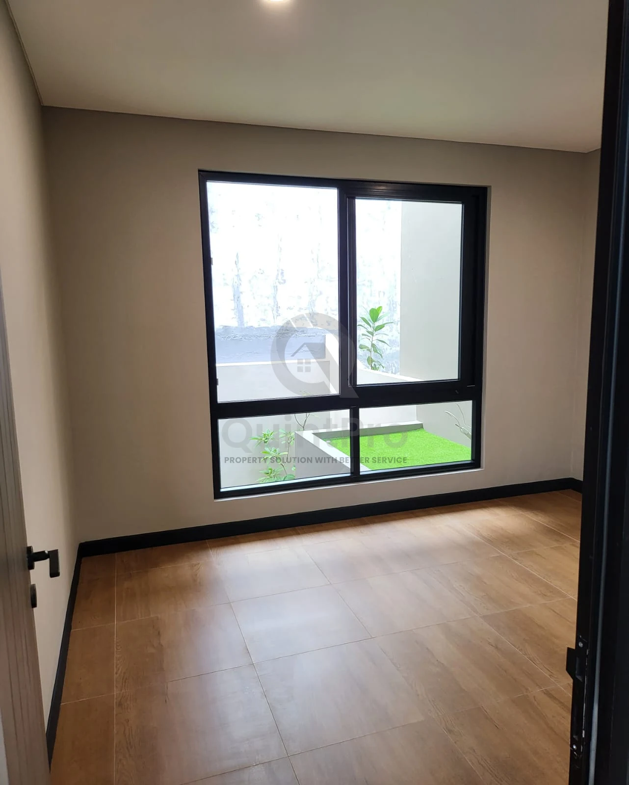 Rumah Dijual di Versailes, BSD, 4KT — foto 12