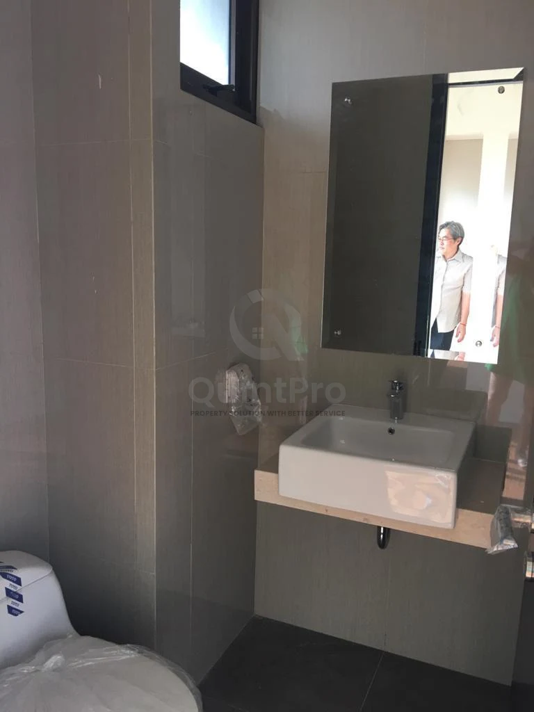 Rumah Dijual di Plecia, BSD, 3KT — foto 8