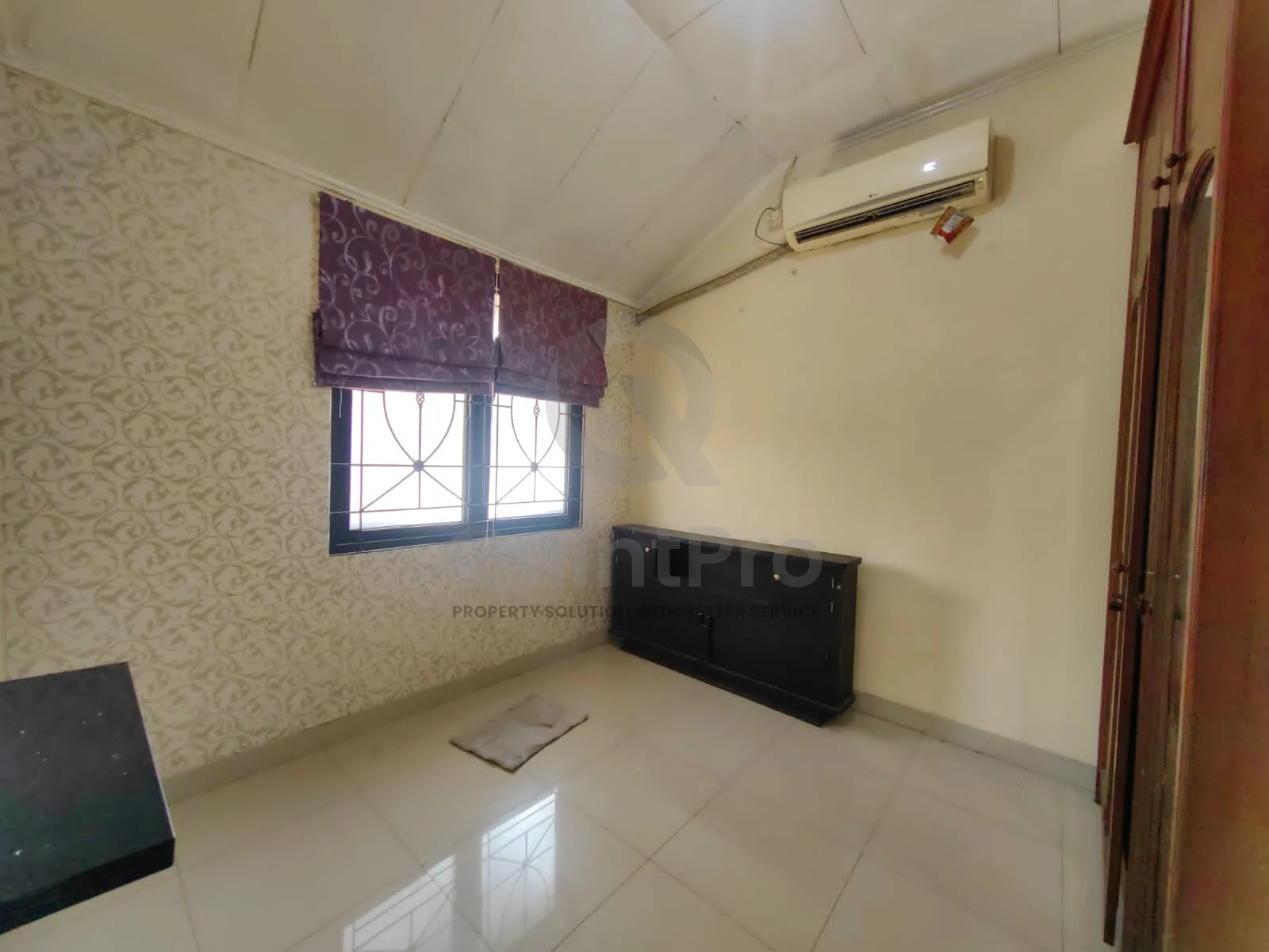 Rumah 2KT 90m² di Taman Ubud Karawaci, SHM Semi-Furnished Hadap Timur — foto 3