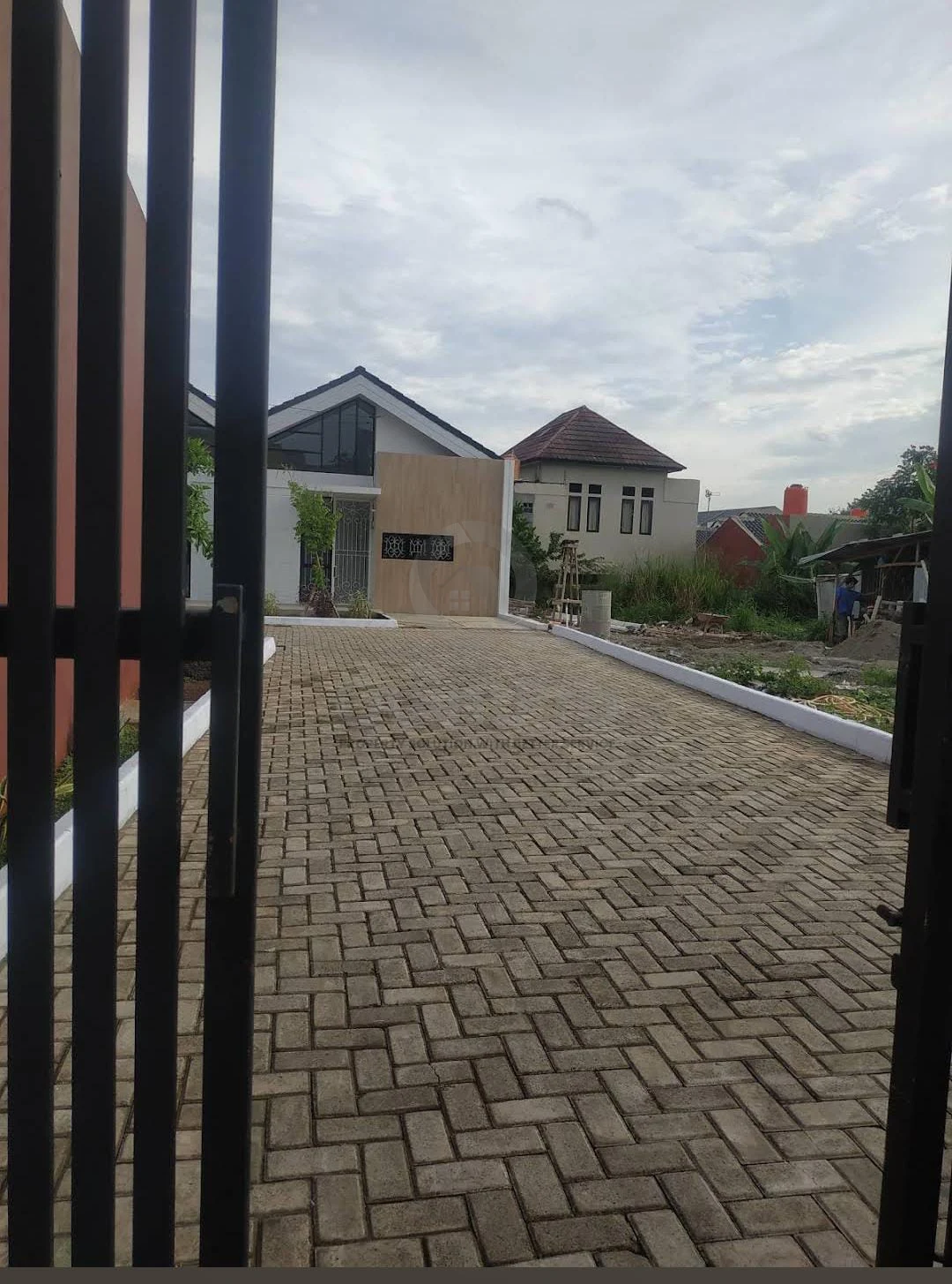 Rumah Hook 2KT 71m² di Dream Residence Sawangan, SHM Depok — foto 3