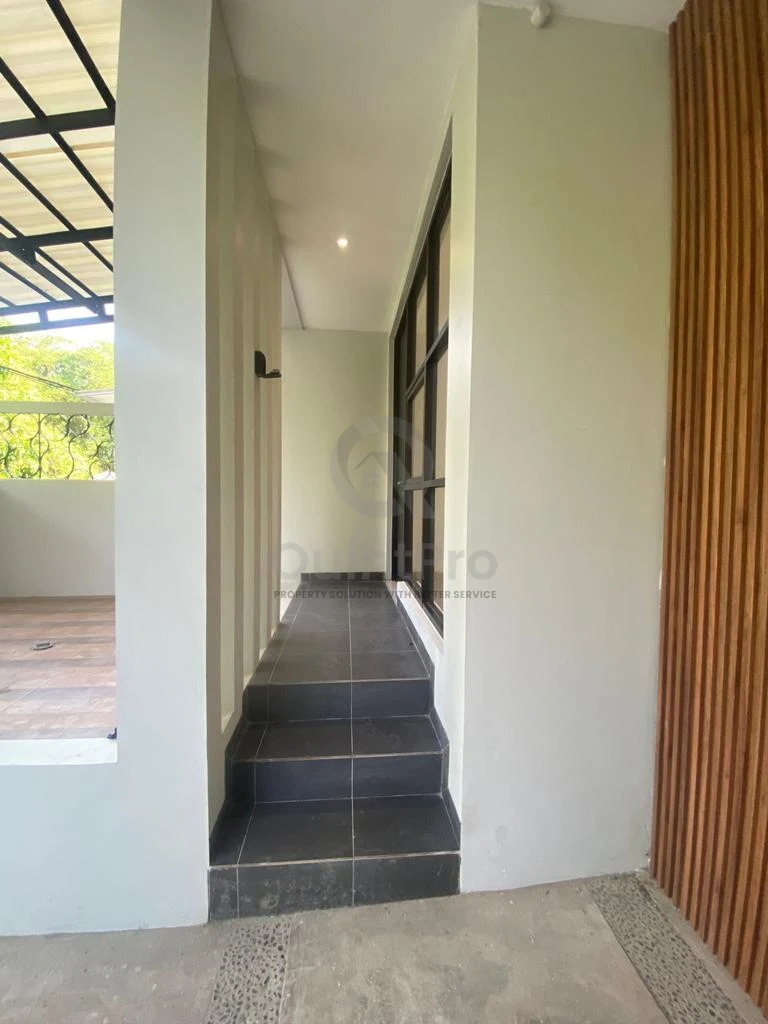 Rumah 3KT 2 Lantai di Cendana Residence Pamulang, SHM Siap Huni — foto 3