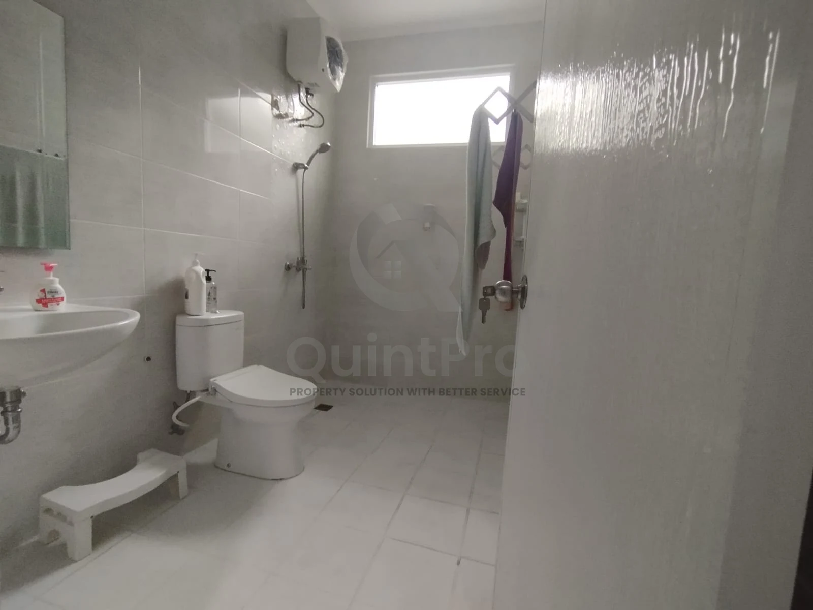 Rumah Modern 4KT di Foresta BSD Tangerang, 2 Lantai Furnished SHM — foto 3
