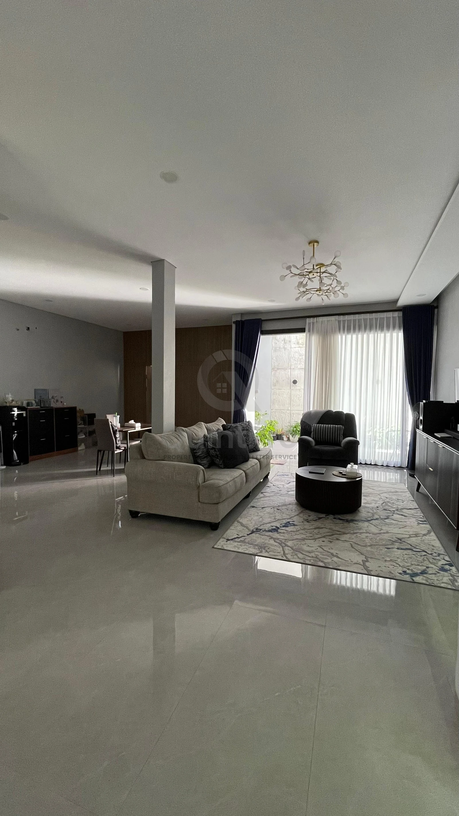 Rumah Modern 4+1KT di Serpong Lagoon, 2 Lantai One Gate SHM — foto 5