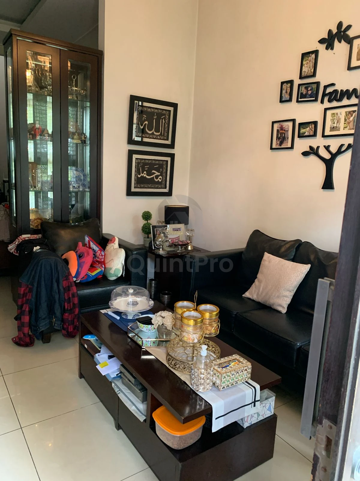 Rumah Modern 4+1KT di Taman Puri Bintaro, 2 Lantai SHM Halaman Asri — foto 3