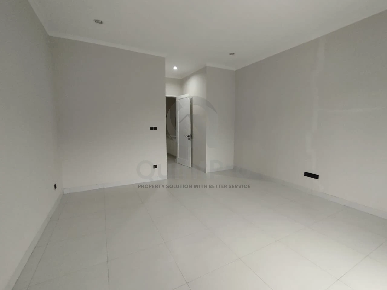 Rumah Modern Scandinavian 3+1KT di Kencana Loka BSD, Brand New 2 Lantai SHM — foto 5