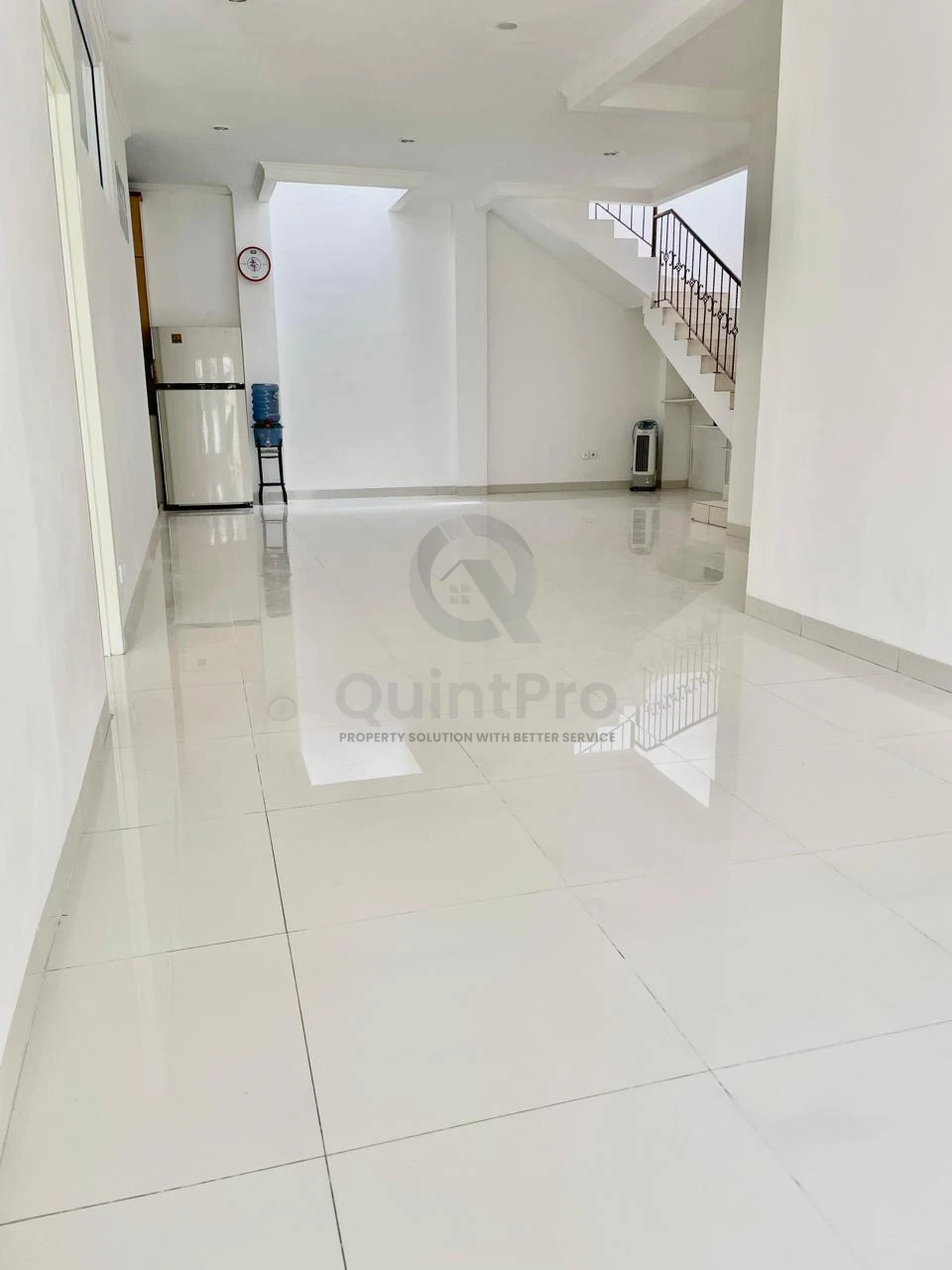 Rumah Dijual di Kencana Loka, BSD, 1KT — foto 7