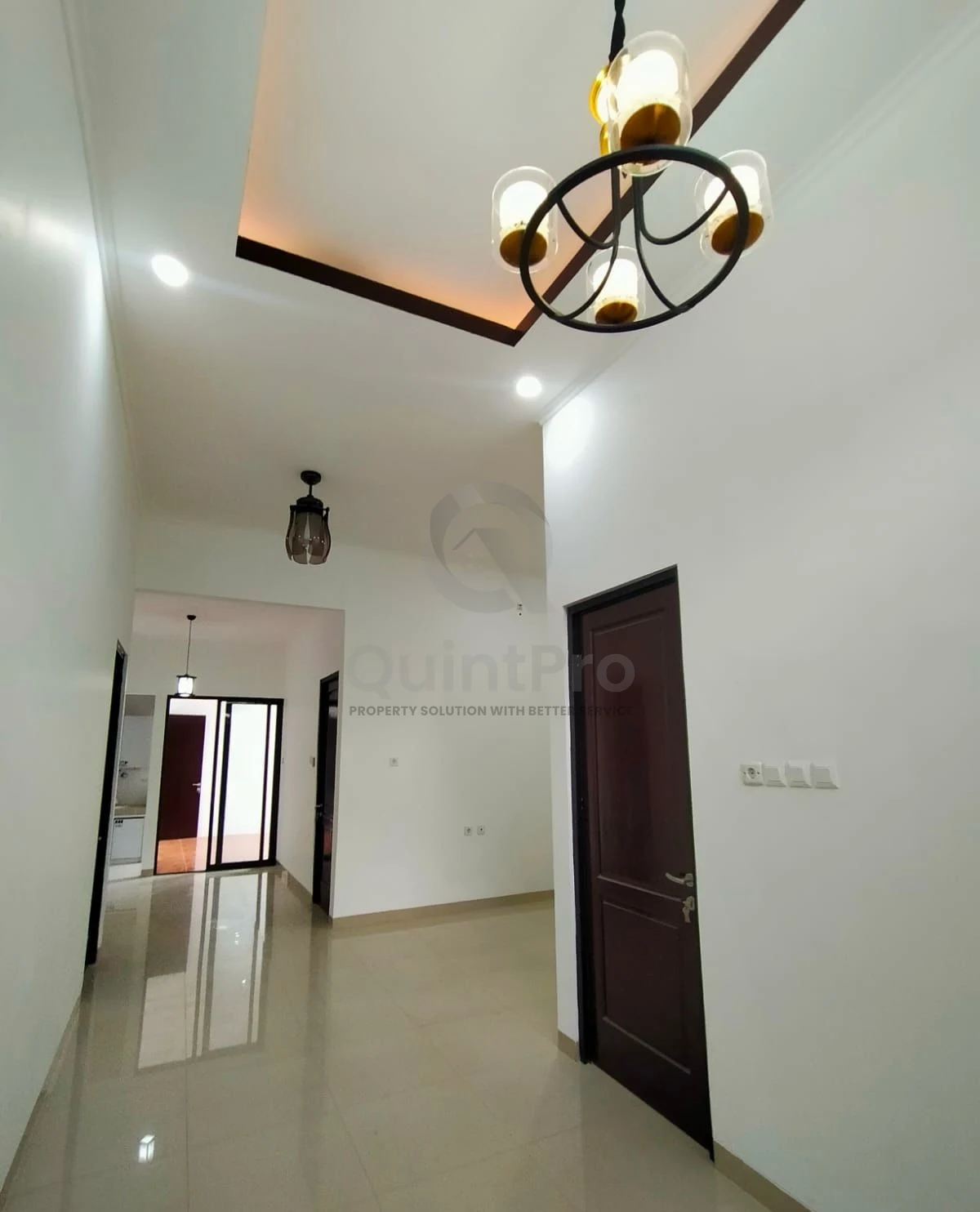 Rumah 3+1KT 144m² di Griya Loka BSD, SHM Depan Taman Siap Huni — foto 5