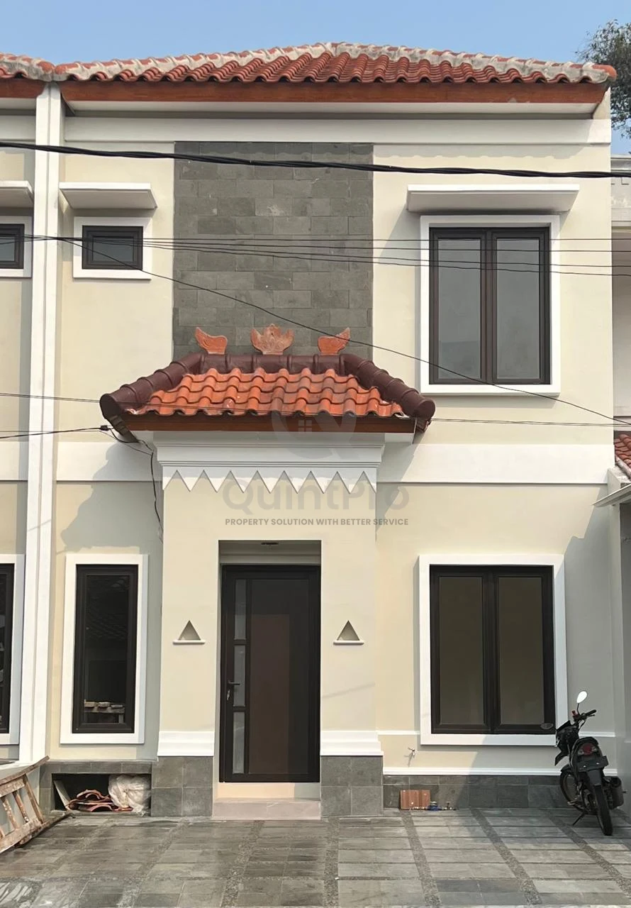 Rumah 3+1KT 2 Lantai di Taman Ubud Karawaci, Renovasi Baru SHM