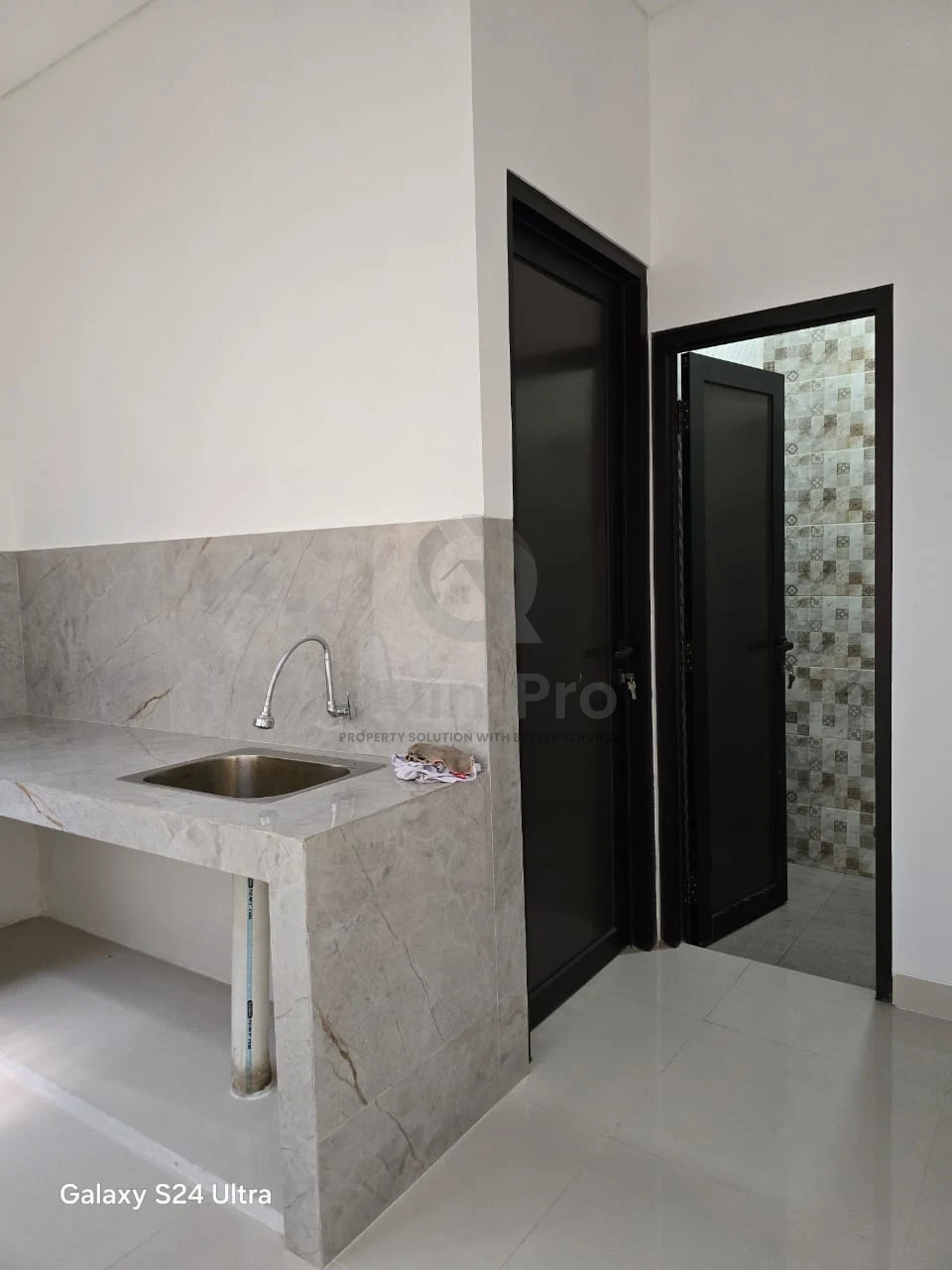 Rumah Dijual di Taman Ubud, Karawaci, 3KT — foto 9