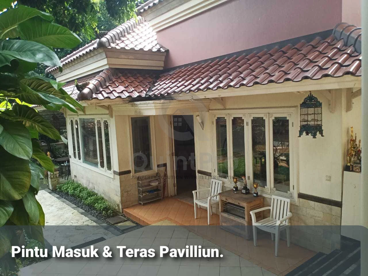 Rumah Klasik 7+1KT 1135m² di Cinere Depok, 2 Blok SHM Halaman Asri — foto 4