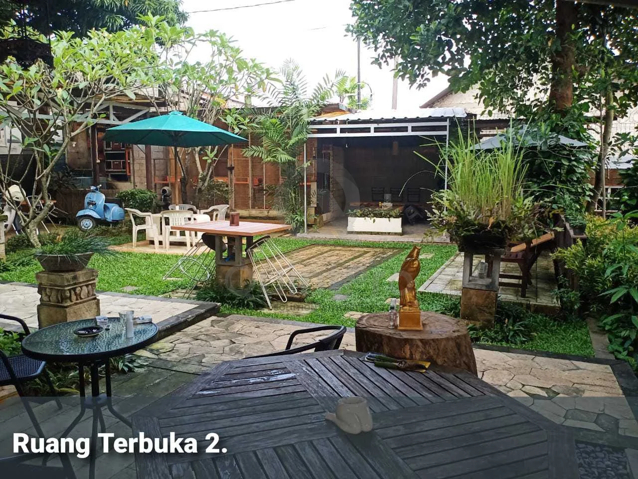 Rumah Klasik 7+1KT 1135m² di Cinere Depok, 2 Blok SHM Halaman Asri — foto 5
